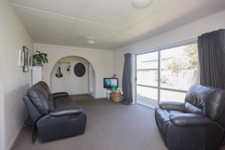 Photo of property in 23 Berkley Avenue, Hillcrest, Hamilton, 3216