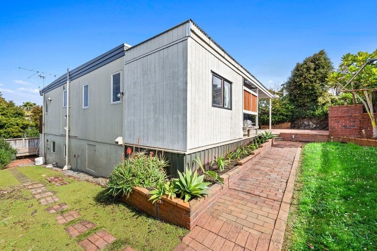 Photo of property in 6 Culver Terrace, Howick, Auckland, 2014