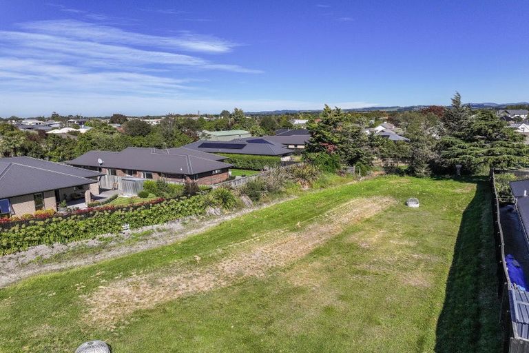 Photo of property in 8/17 Wineberry Avenue, Amberley, 7410