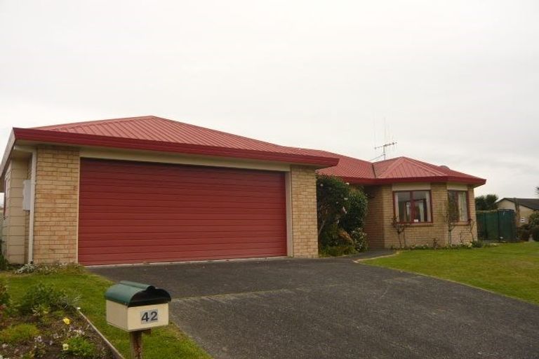 Photo of property in 42 Northmeadow Drive, Rototuna, Hamilton, 3210