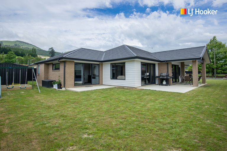 Photo of property in 29 Cemetery Road, East Taieri, Mosgiel, 9024