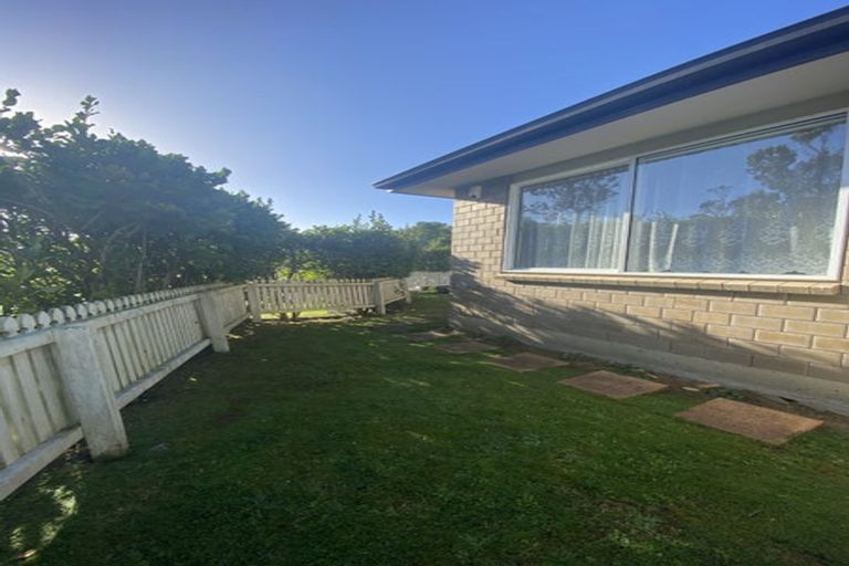 Photo of property in 18 Askerne Drive, Flat Bush, Auckland, 2016