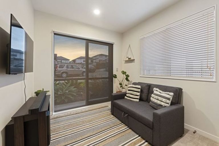 Photo of property in 4 Corveen Road, Flat Bush, Auckland, 2019