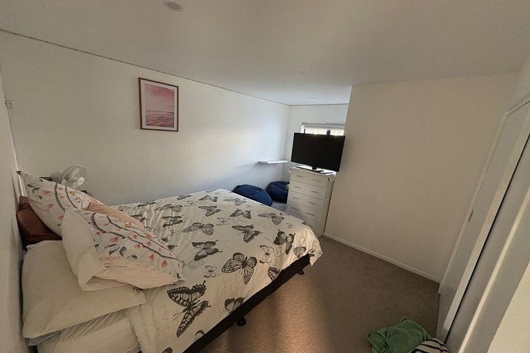 Photo of property in 6a Ringi Lane, Orewa, 0931