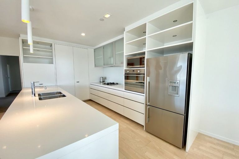 Photo of property in Chews Lane Apartments, 18g/9 Chews Lane, Wellington Central, Wellington, 6011