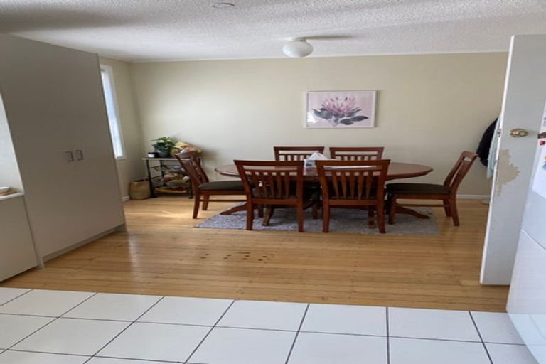 Photo of property in 4112 Great North Road, Glen Eden, Auckland, 0602