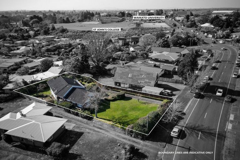 Photo of property in 39 Hillcrest Road, Hillcrest, Hamilton, 3216