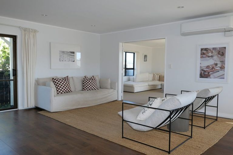 Photo of property in 27 Titoki Road, Waikanae Beach, Waikanae, 5036