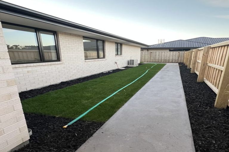 Photo of property in 61 Hilton Drive, Amberley, 7410