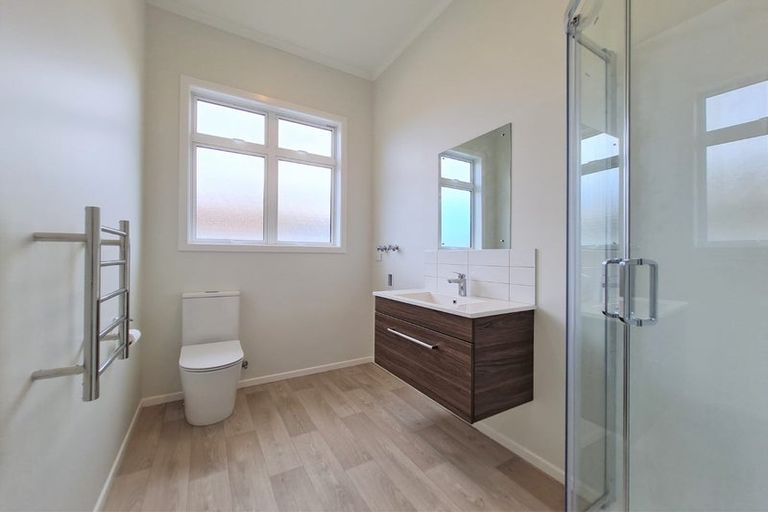 Photo of property in 9 Von Sturmer Street, Mangere East, Auckland, 2024