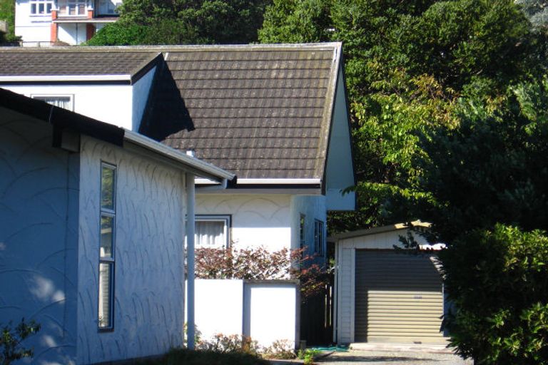 Photo of property in 36 Weka Street, Miramar, Wellington, 6022