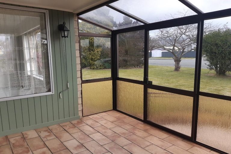 Photo of property in 65 Rhodes Street, Waimate, 7924