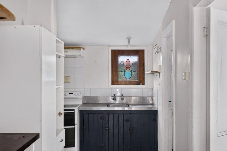 Photo of property in 4 Paradise Road, Napier South, Napier, 4110