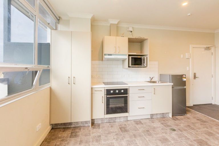 Photo of property in Mclean Towers, 2c/3 Shakespeare Road, Napier South, Napier, 4110