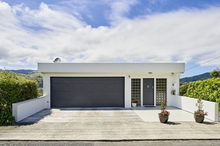 Photo of property in 17 Olivia Crescent, Tawa, Wellington, 5028