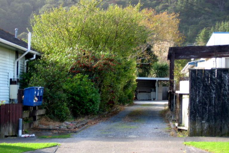 Photo of property in 281b Stokes Valley Road, Stokes Valley, Lower Hutt, 5019