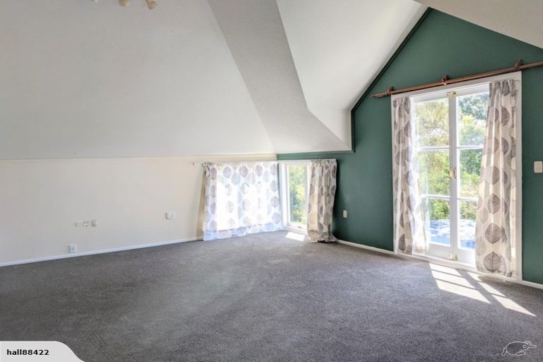 Photo of property in 152 Main Road, Wainuiomata, Lower Hutt, 5014