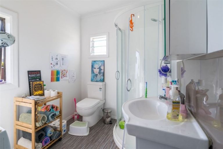 Photo of property in 10 Lochend Street, Musselburgh, Dunedin, 9013