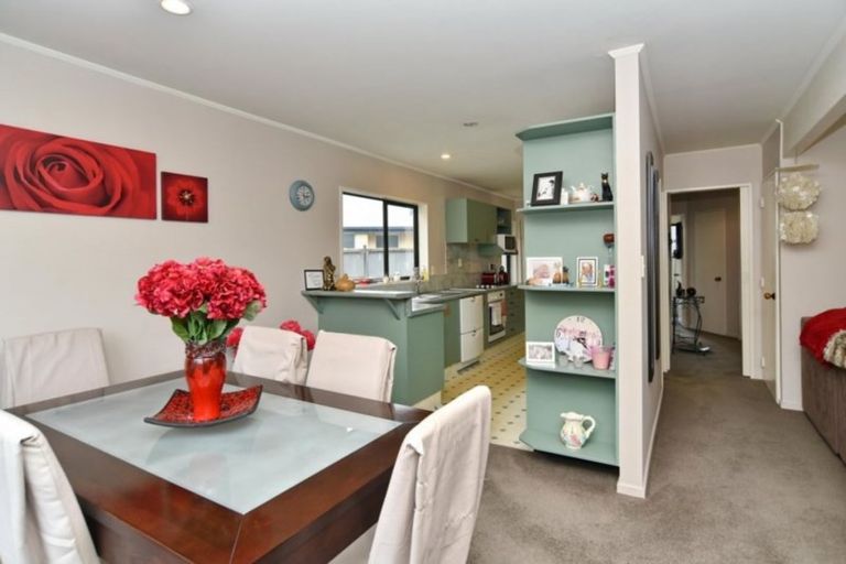 Photo of property in 37a Bethel Crescent, Bishopdale, Christchurch, 8053