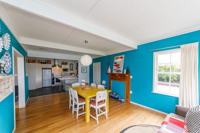 Photo of property in 38 Grey Street, Marton, 4710