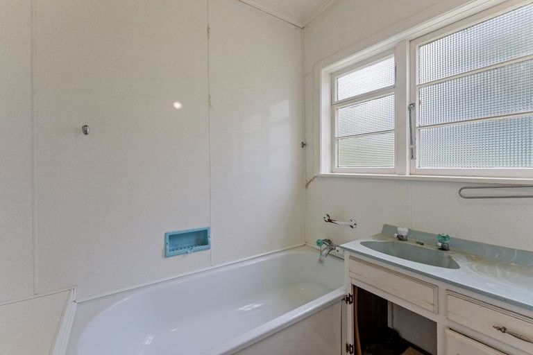 Photo of property in 44 Atkins Road, Otaki, 5583