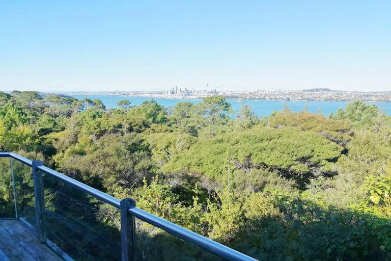 Photo of property in 117 Onetaunga Road, Chatswood, Auckland, 0626