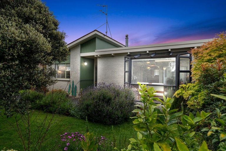 Photo of property in 30 Rimu Street, Waikanae, 5036