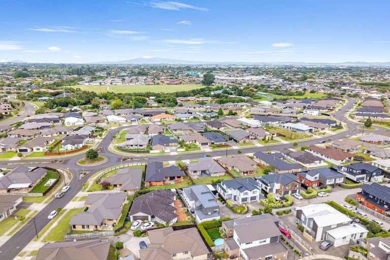 Photo of property in 13/15 Onukutara Place, Huntington, Hamilton, 3281