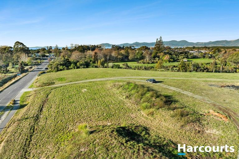 Photo of property in 166 Mapua Drive, Mapua, Upper Moutere, 7173