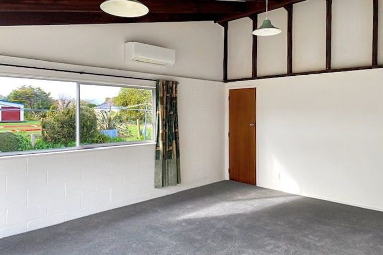 Photo of property in 3 Futter Street, Foxton, 4814