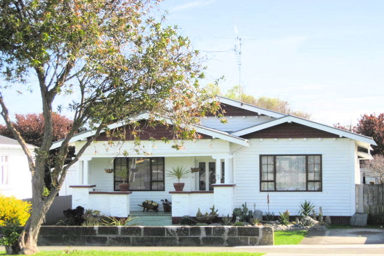 Photo of property in 115 Gonville Avenue, Gonville, Whanganui, 4501