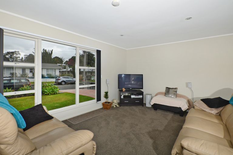 Photo of property in 14 Carr Street, Te Kamo, Whangarei, 0112