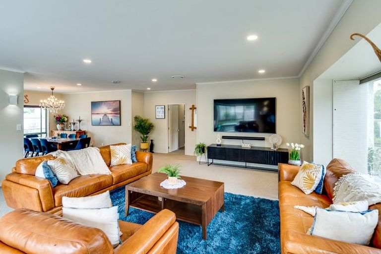 Photo of property in 219 Mcleod Street, Camberley, Hastings, 4120