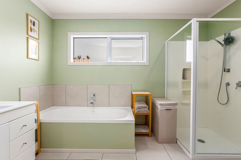 Photo of property in 51 Nelson Avenue, Aotea, Porirua, 5024