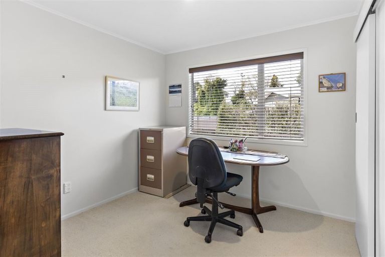 Photo of property in 1 Waterhouse Street, Masterton, 5810