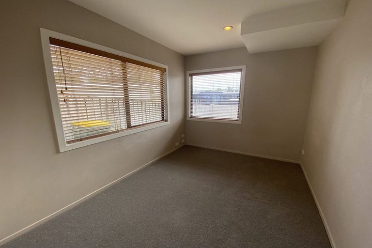 Photo of property in 82b Bay Street, Red Beach, 0932