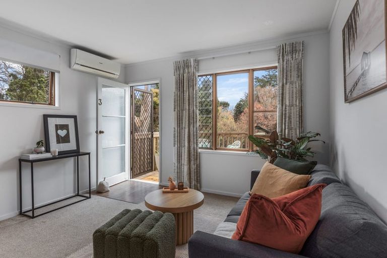 Photo of property in 3/9 Fuchsia Place, Birkdale, Auckland, 0626