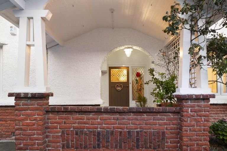 Photo of property in 24 Limbrick Street, Terrace End, Palmerston North, 4410