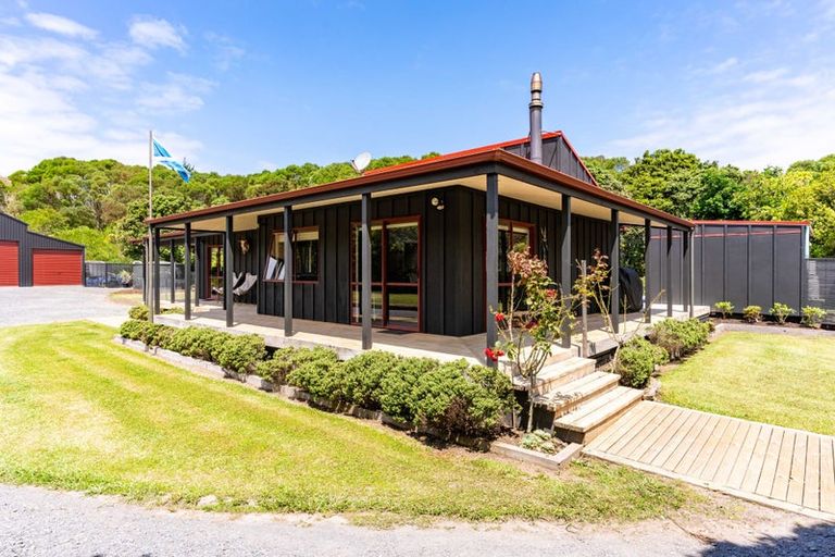 Photo of property in 81a Jack Boyd Drive, Mangawhai Heads, Kaiwaka, 0573