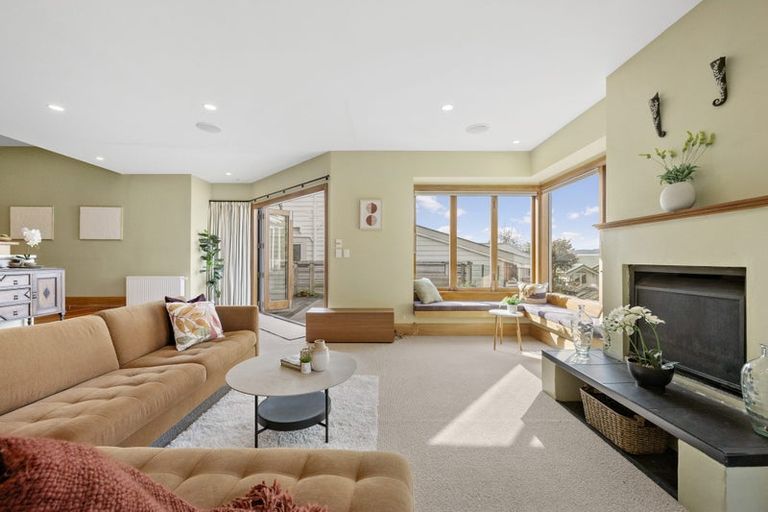 Photo of property in 29 Grant Road, Thorndon, Wellington, 6011