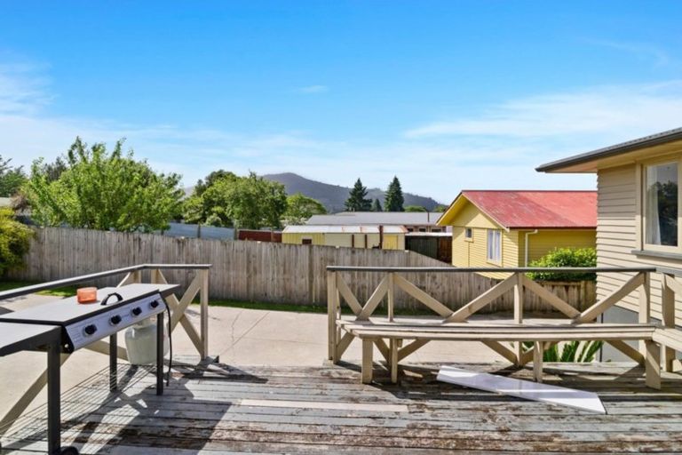 Photo of property in 6 Lasenby Street, Fordlands, Rotorua, 3015