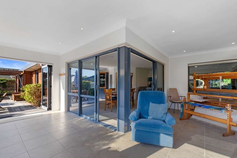 Photo of property in 2 Hayward Rise, Owhata, Rotorua, 3010