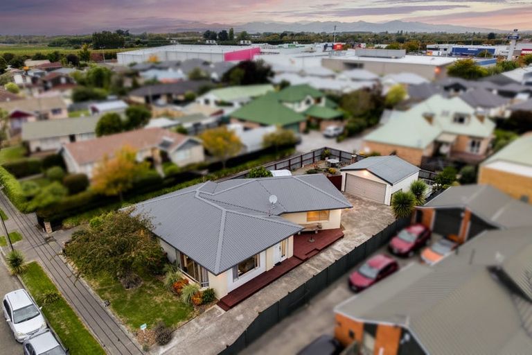 Photo of property in 6 Thompsons Road, Belfast, Christchurch, 8051