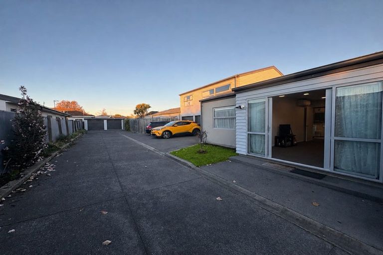 Photo of property in 2/172 Geraldine Street, Edgeware, Christchurch, 8013