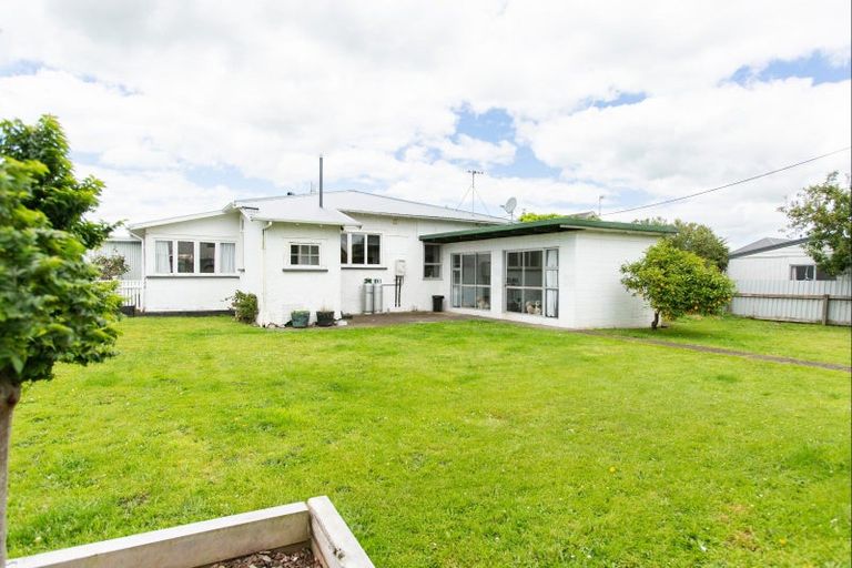 Photo of property in 62 Barraud Street, Dannevirke, 4930