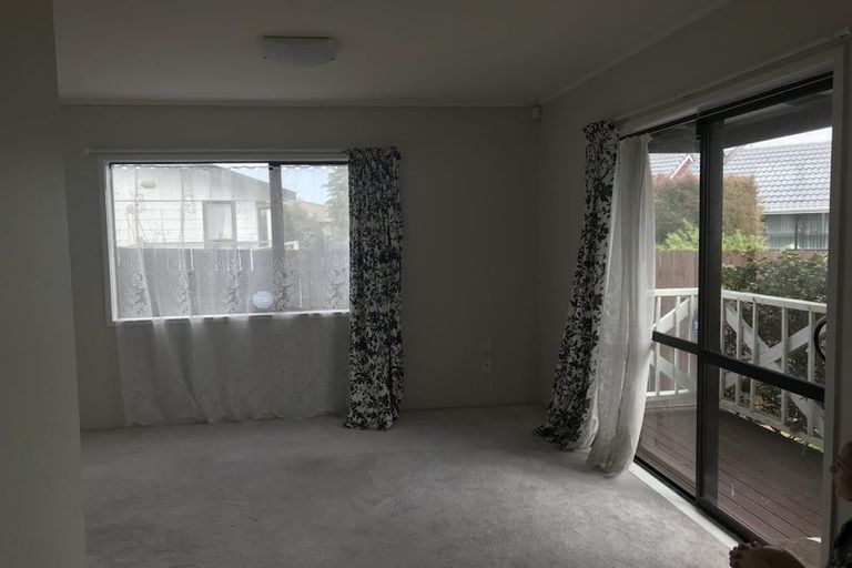 Photo of property in 1/63b Colwill Road, Massey, Auckland, 0614