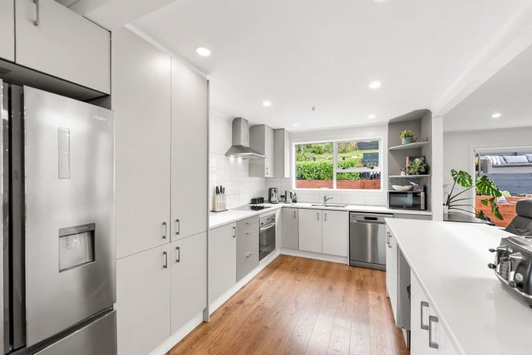 Photo of property in 185 Major Drive, Kelson, Lower Hutt, 5010