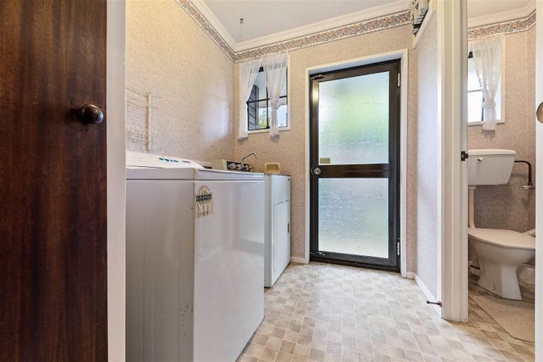 Photo of property in 11 Karnak Crescent, Russley, Christchurch, 8042