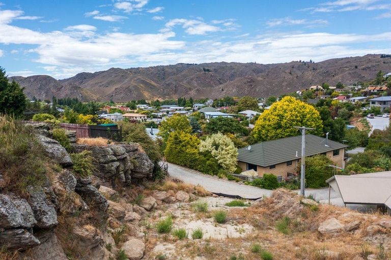 Photo of property in 11 Aronui Road, Bridge Hill, Alexandra, 9320