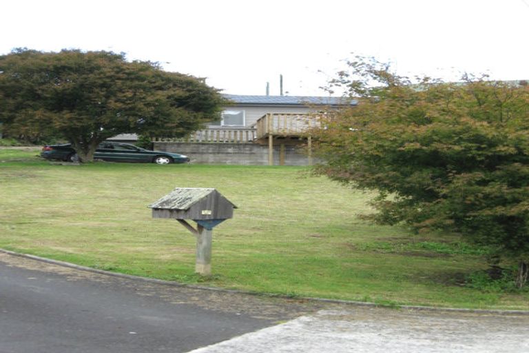 Photo of property in 9 Bear Street, Tirau, 3410